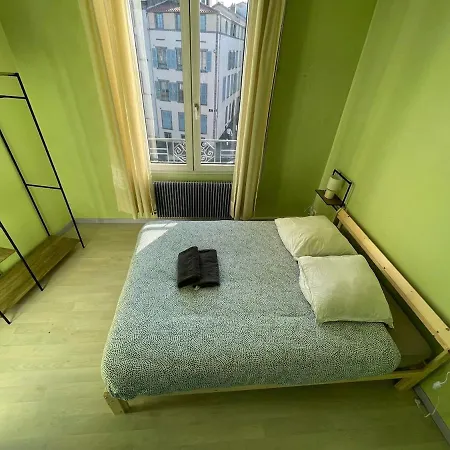 Spacious With Balconies Downtown Apartment