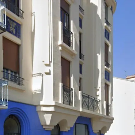 Spacious With Balconies Downtown * Clermont-Ferrand